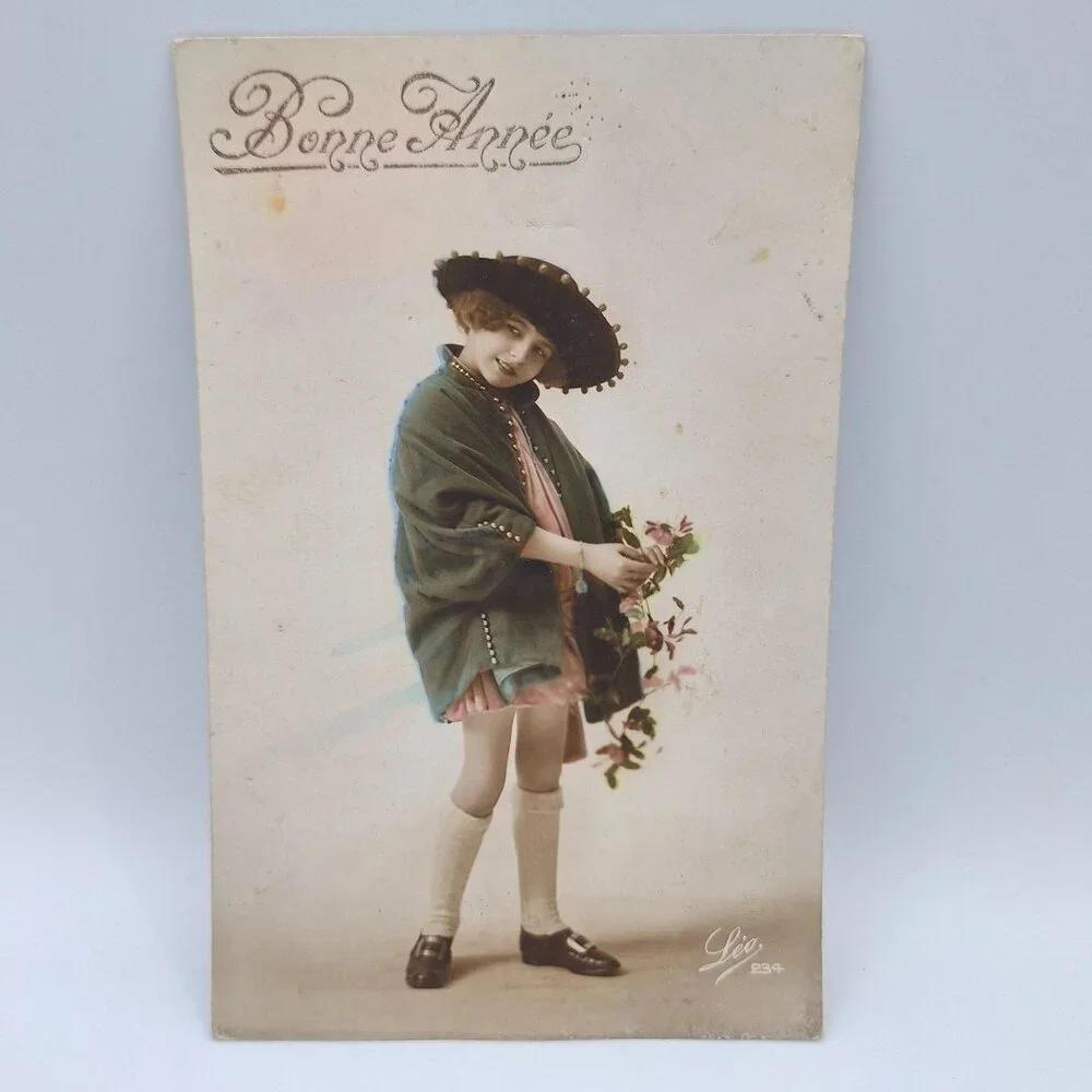Antique Leo 234 Bonne Annee Postcard‎ Girl Flowers Hand Colored France Colored